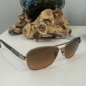 Coach Caroline Legacy Aviators Sunglasses & Case